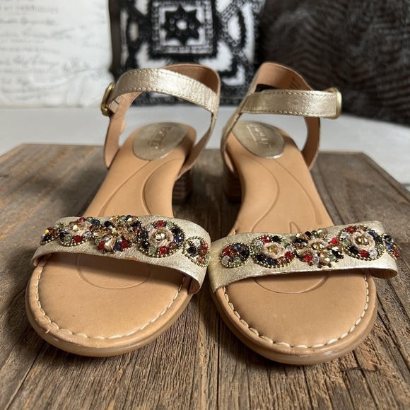 Born Sandal Shoes Womens Size 7 Gold Beaded Ankle Strap Block Heel Dress Comfort - Picture 5 of 13